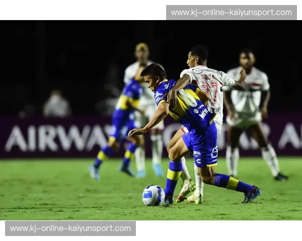 墨西哥足球的双城记：托拉卡与瓜达拉哈拉的恩怨情仇